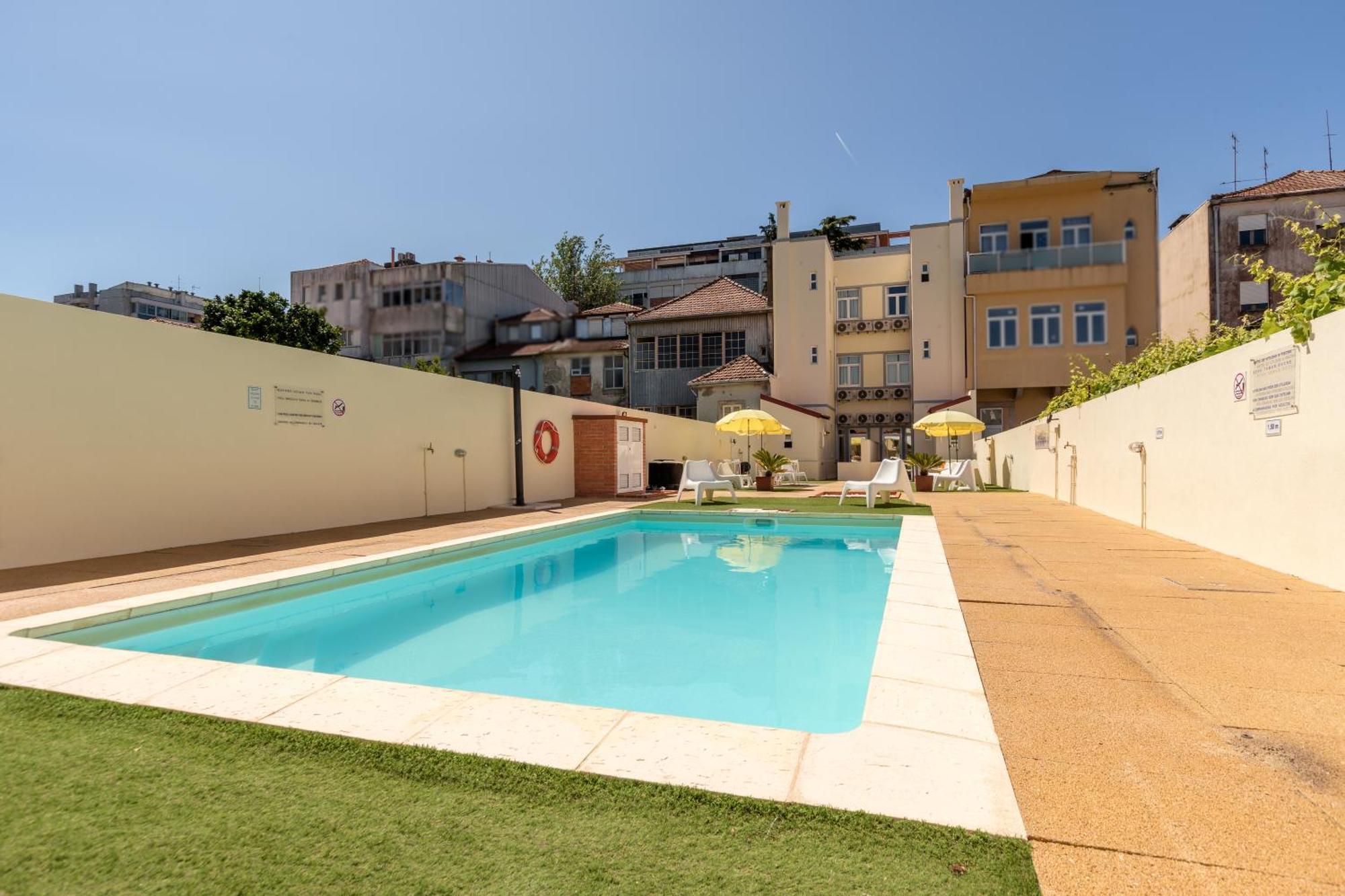 731 Costa Cabral Metro Residence Porto Buitenkant foto